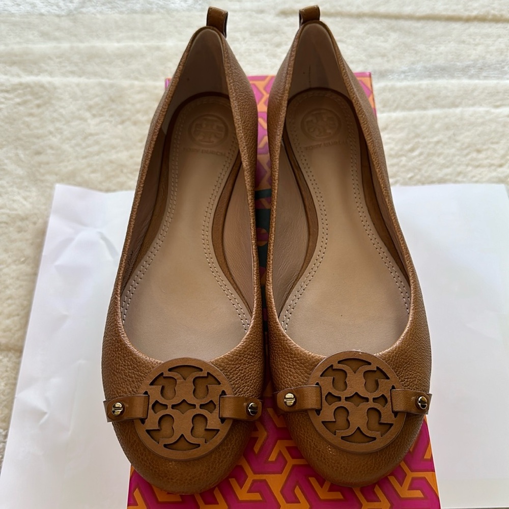 Tory Burch leather ballet flats